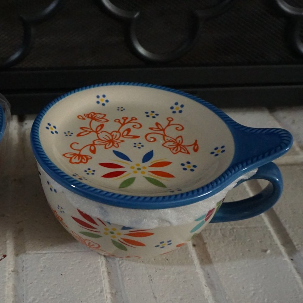 Temp-tations Ceramic Flip & Sip Mug and Lids Old World New in the Box Cup Saucer